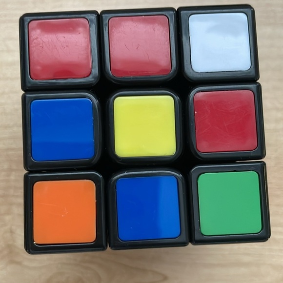 Rubiks Cube - Picture 3 of 7